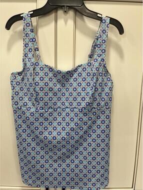 Lands' End Women's Underwire Tankini Top Size 8 SWIM NAVY Floral Pattern NEW